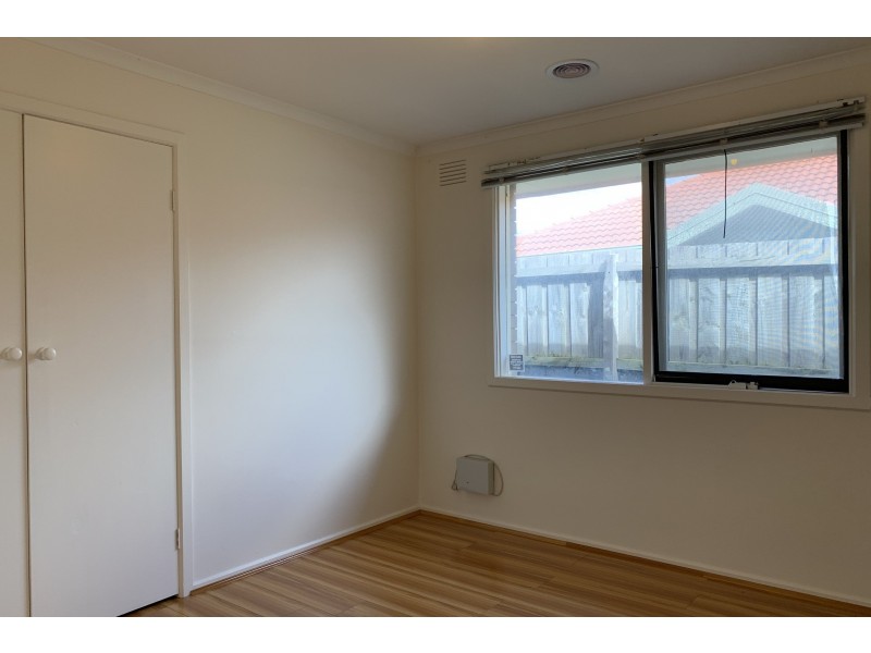 15 Binding Avenue, Cranbourne VIC 3977