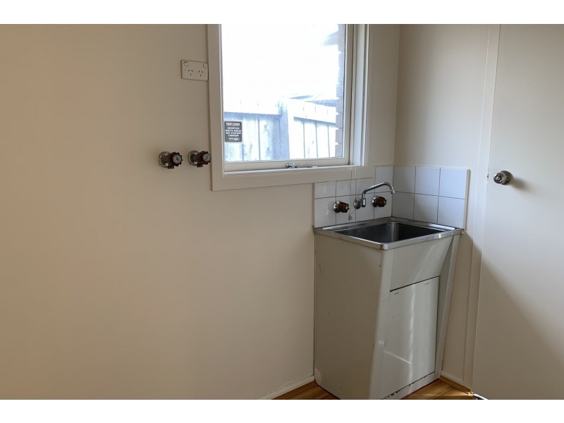 15 Binding Avenue, Cranbourne VIC 3977