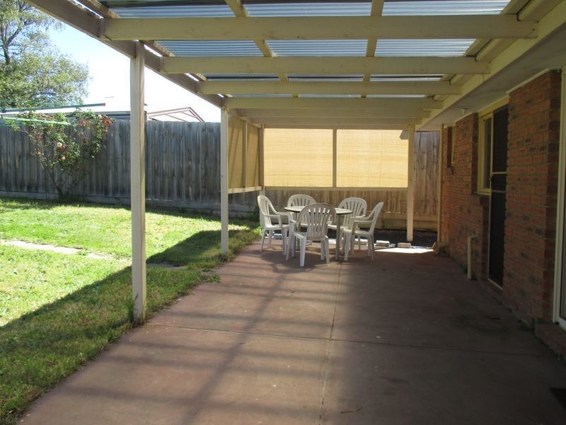 48 Springfield Crescent, Hampton Park VIC 3976