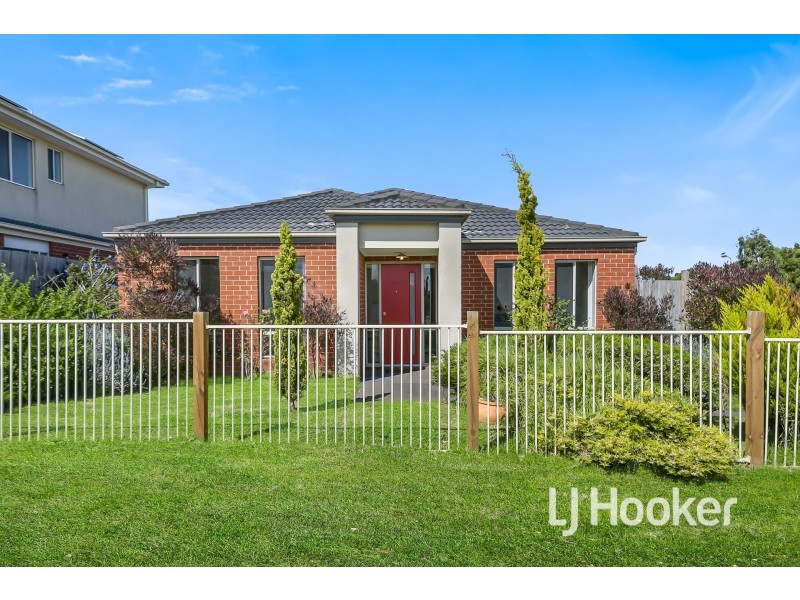 2 Tiarne Crescent, Hampton Park VIC 3976