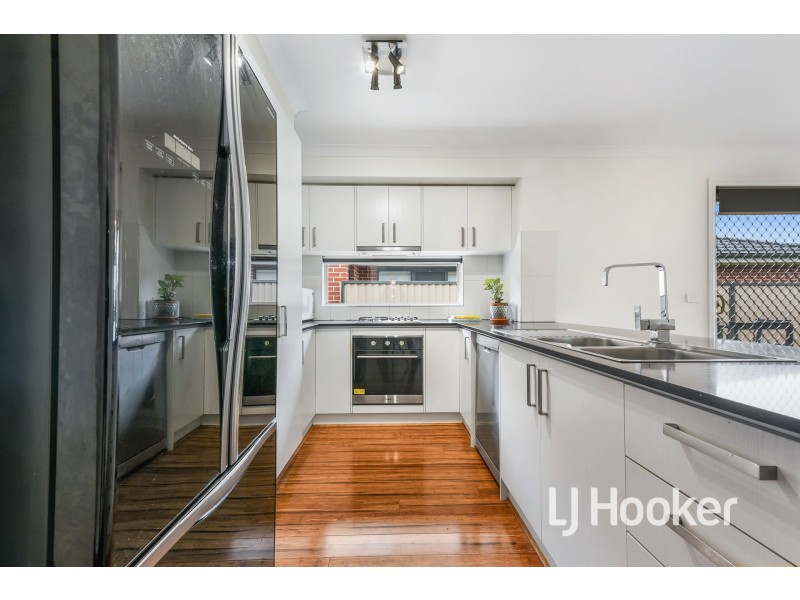 56 Andretti Avenue, Lynbrook VIC 3975