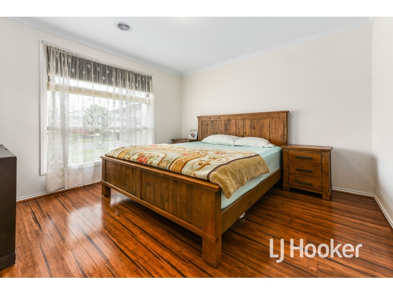 56 Andretti Avenue, Lynbrook VIC 3975