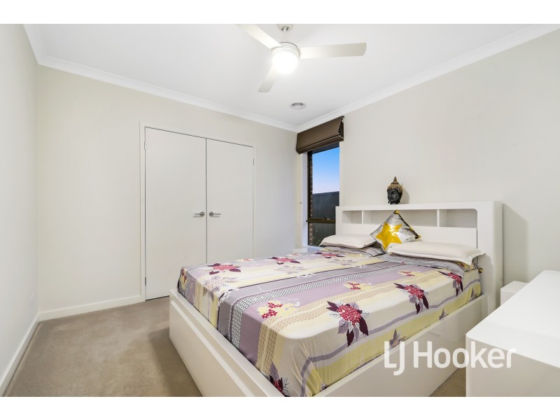 1 Zeus Avenue, Cranbourne West VIC 3977