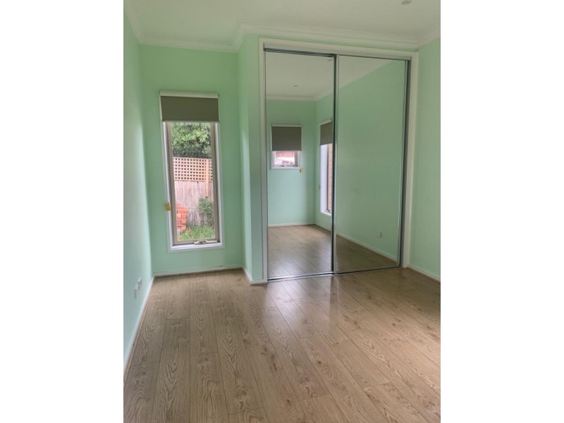 3/42 King George Parade, Dandenong VIC 3175