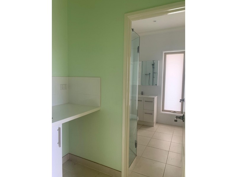 3/42 King George Parade, Dandenong VIC 3175