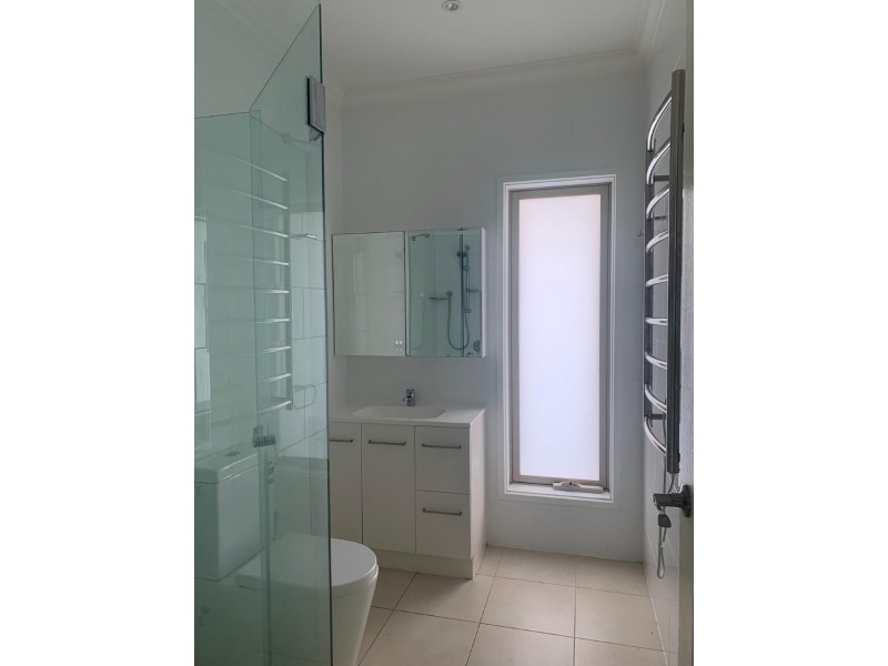 3/42 King George Parade, Dandenong VIC 3175