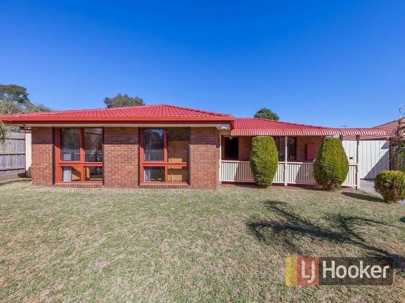 40 Huon Park Road, Cranbourne North VIC 3977