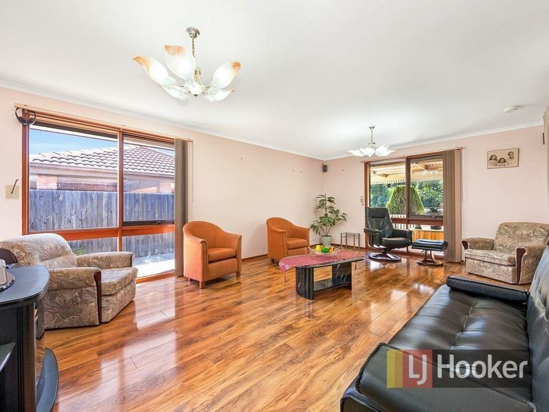 40 Huon Park Road, Cranbourne North VIC 3977