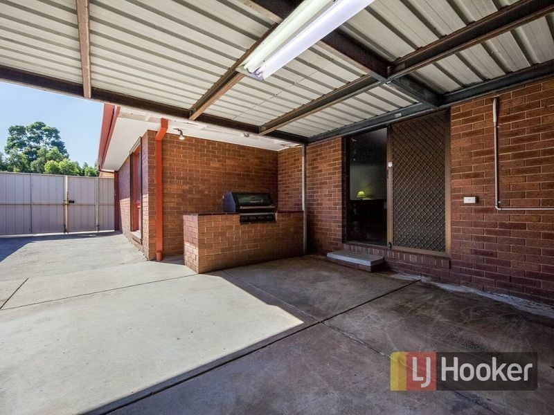 40 Huon Park Road, Cranbourne North VIC 3977