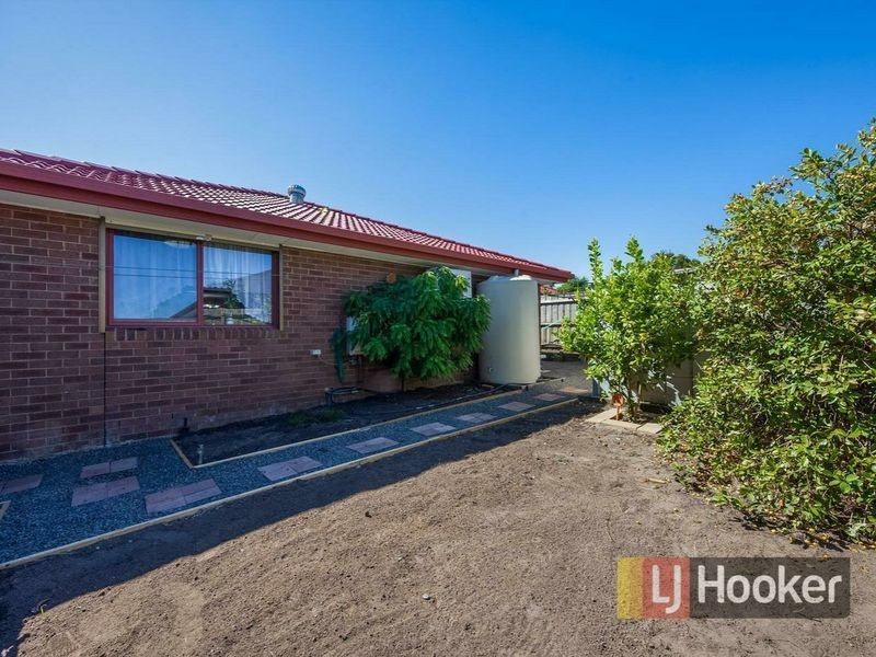 40 Huon Park Road, Cranbourne North VIC 3977