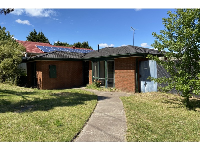 4 Sarah Place, Hampton Park VIC 3976