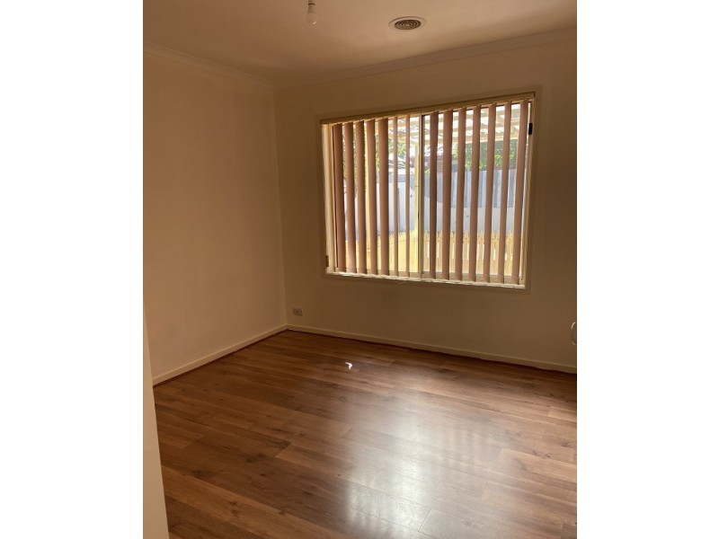 9 Greenlea Grove, Hampton Park VIC 3976