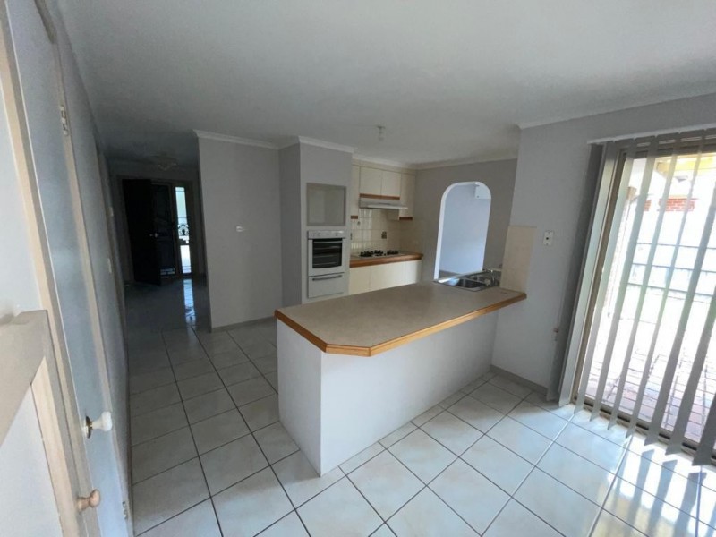 16 Pauline Court, Hallam VIC 3803