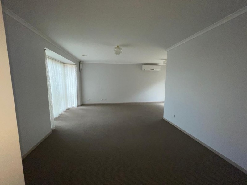 16 Pauline Court, Hallam VIC 3803