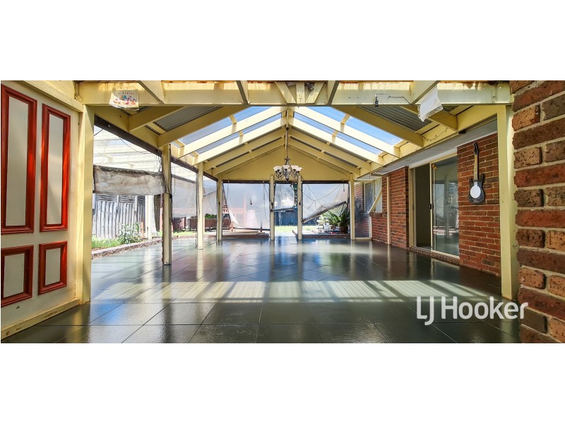 20 Langbourne Drive, Narre Warren South VIC 3805