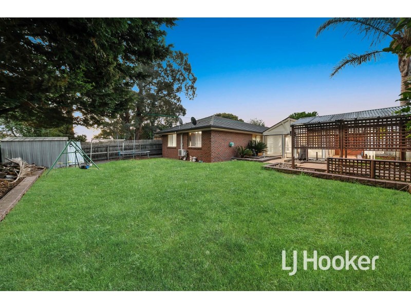 20 Langbourne Drive, Narre Warren South VIC 3805