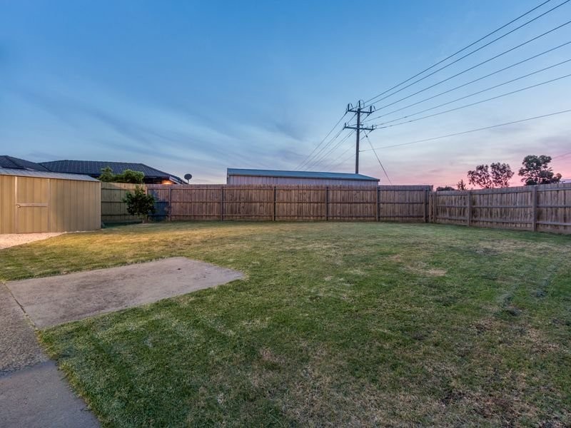 2 Bunya Place, Hampton Park VIC 3976