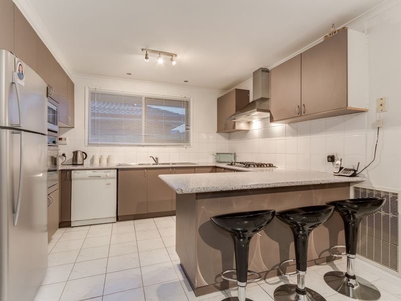 2 Bunya Place, Hampton Park VIC 3976