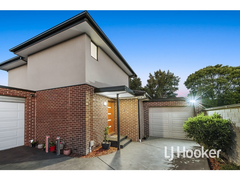 16a Robjant Street, Hampton Park VIC 3976