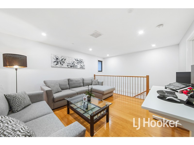 16a Robjant Street, Hampton Park VIC 3976