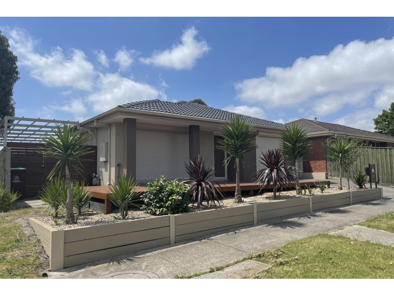 1 The Parkway, Hampton Park VIC 3976