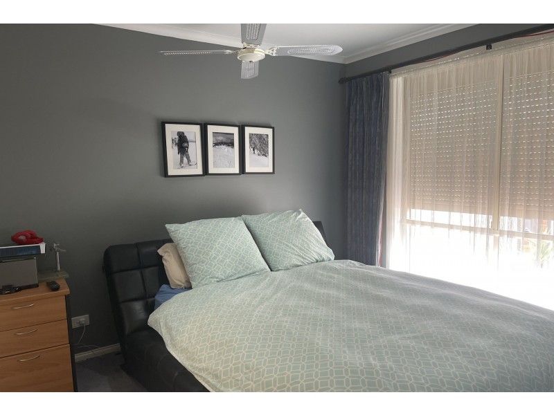 1 The Parkway, Hampton Park VIC 3976