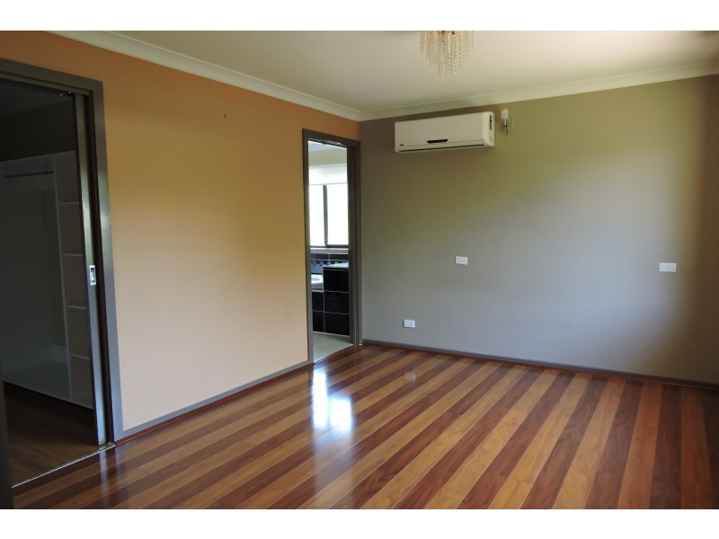 12 Kooyong Close, Hampton Park VIC 3976