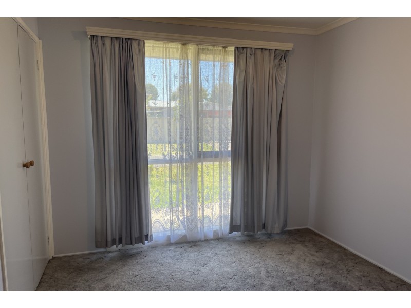 2 Jade Court, Hampton Park VIC 3976