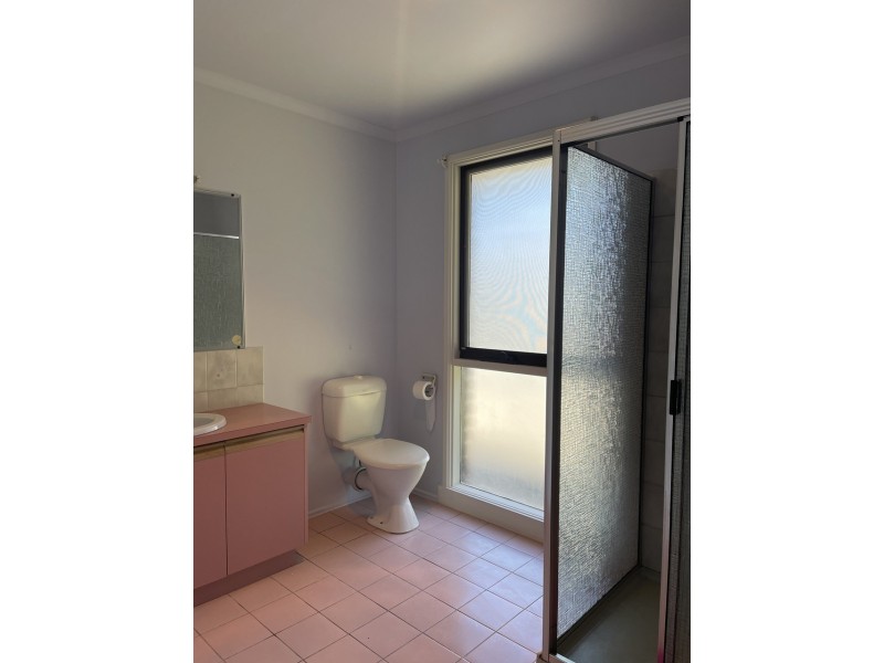 2 Jade Court, Hampton Park VIC 3976