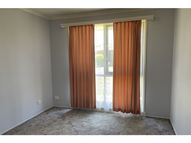 2 Jade Court, Hampton Park VIC 3976