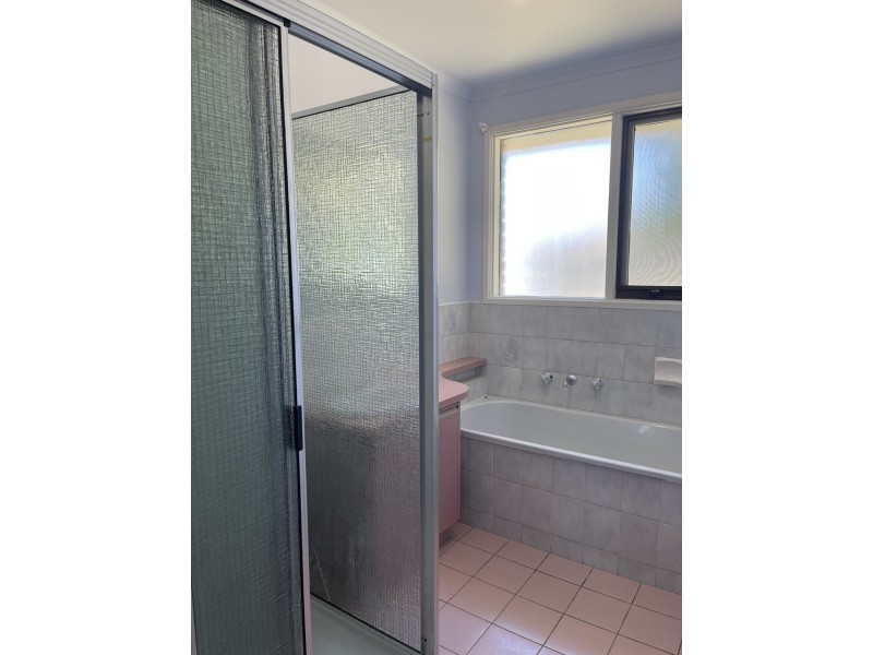 2 Jade Court, Hampton Park VIC 3976