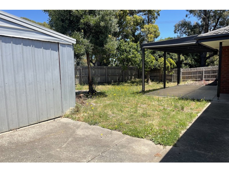 2 Jade Court, Hampton Park VIC 3976