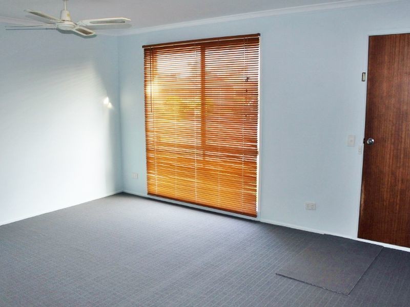 4 Ellindale Close, Hampton Park VIC 3976