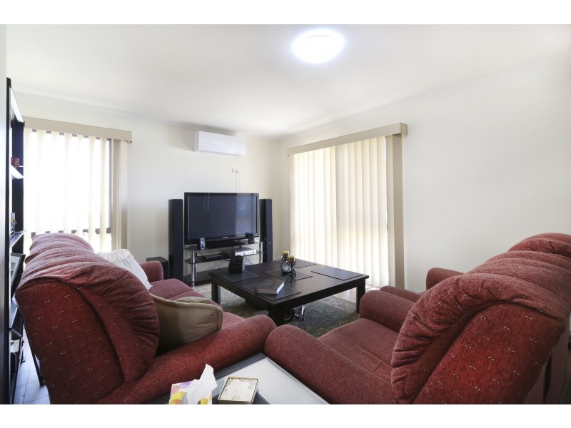 9 Lewisham Close, Hampton Park VIC 3976