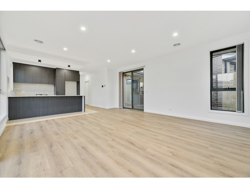 3/108 Endeavour Drive, Cranbourne North VIC 3977