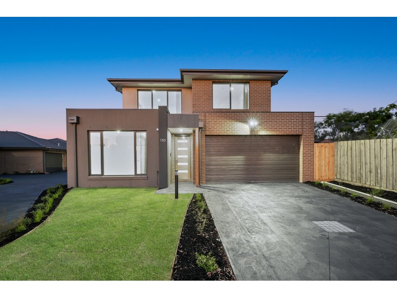 108-110 Endeavour Drive, Cranbourne North VIC 3977