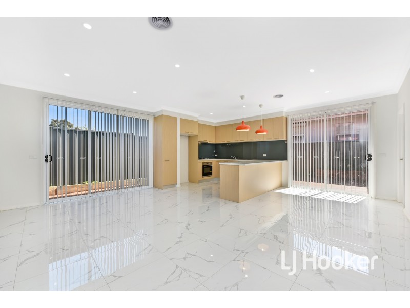 1a Jenner Court, Hampton Park VIC 3976