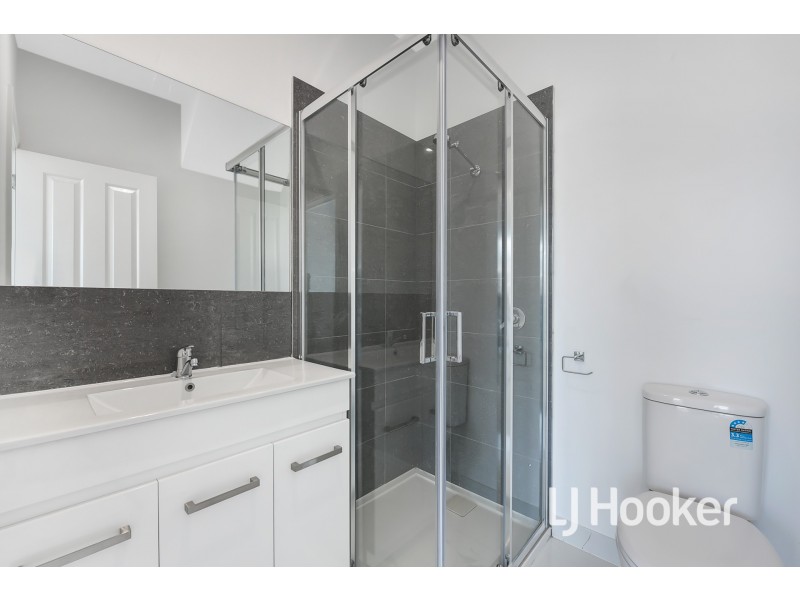 1a Jenner Court, Hampton Park VIC 3976