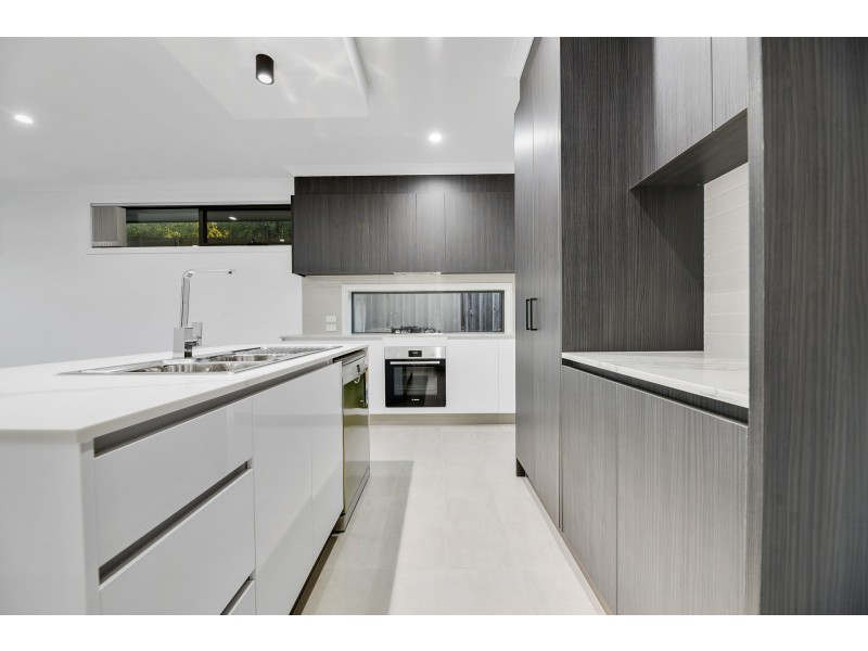 4/108 Endeavour Drive, Cranbourne North VIC 3977