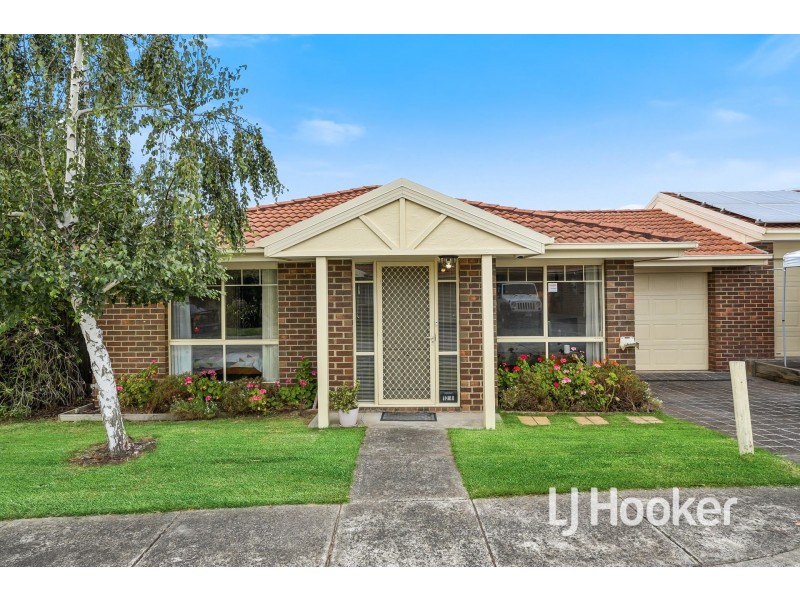 13/4 Paydon Way, Hampton Park VIC 3976