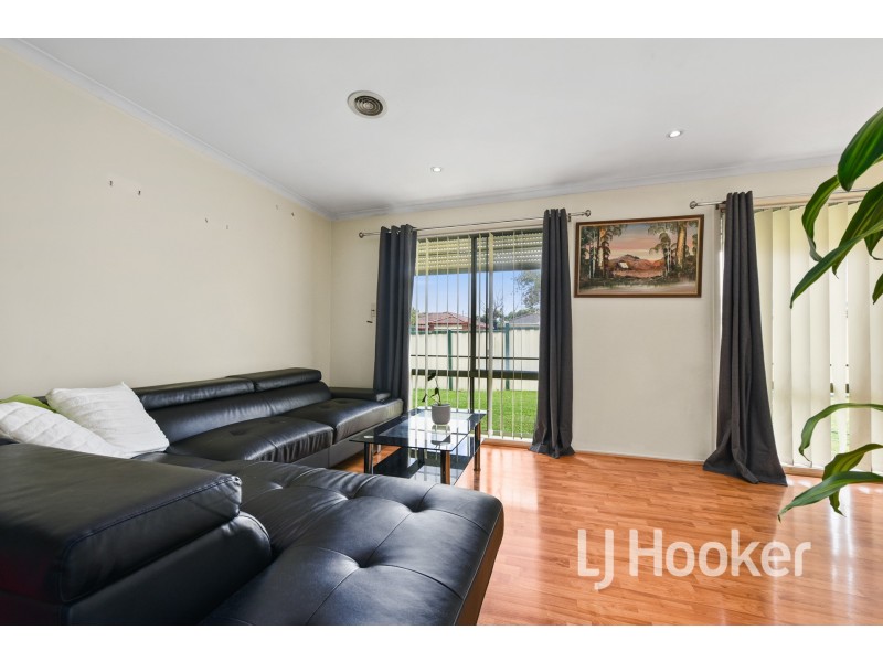 18 Summit Court, Hampton Park VIC 3976