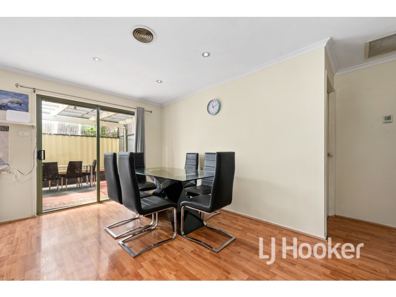 18 Summit Court, Hampton Park VIC 3976
