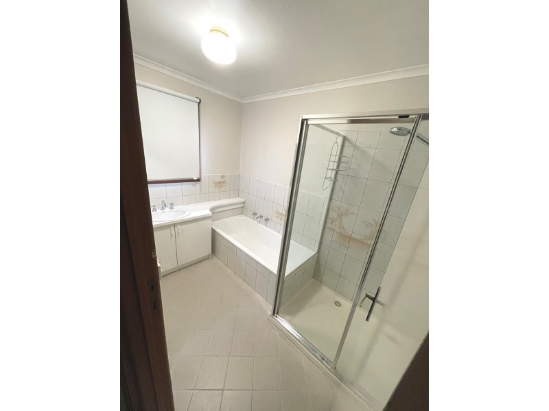 1/46 Beckington Crescent, Hampton Park VIC 3976