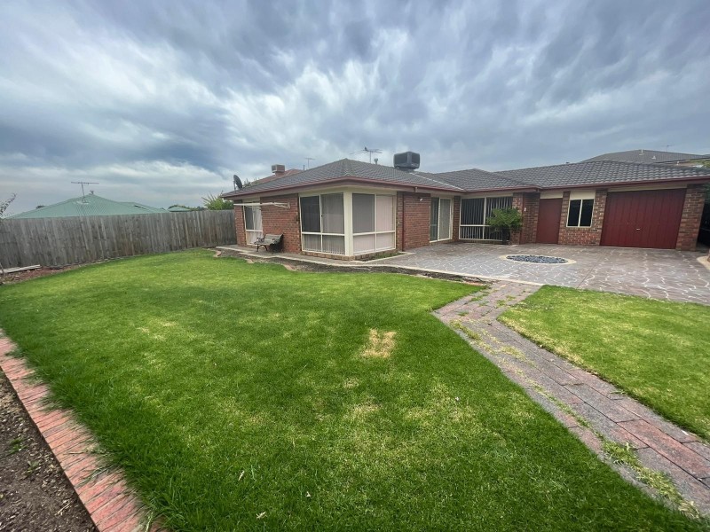 93 Hinrichsen Drive, Hallam VIC 3803