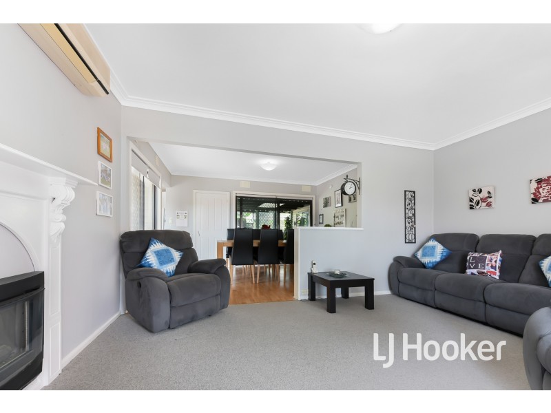 8 Bride Avenue, Hampton Park VIC 3976