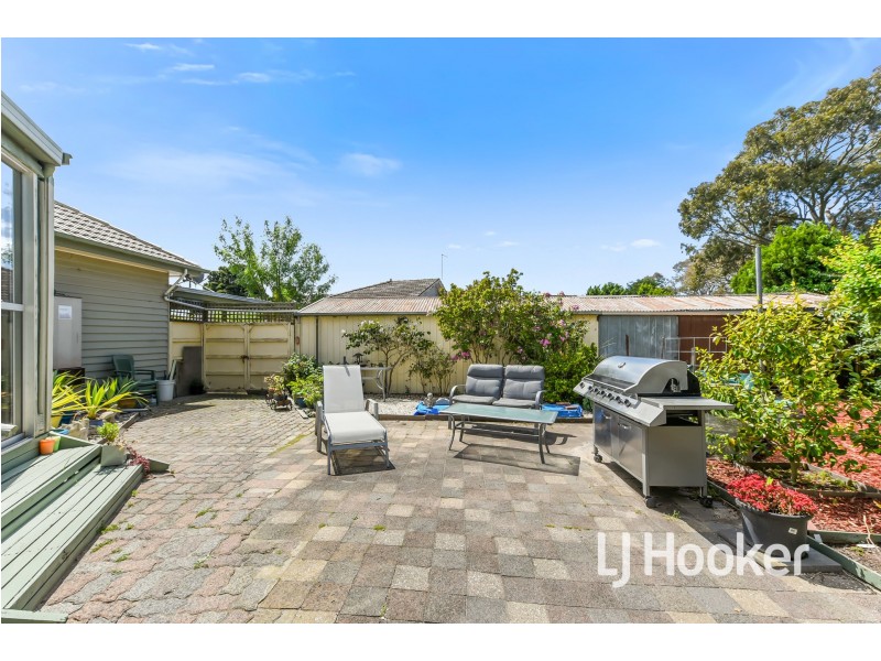 8 Bride Avenue, Hampton Park VIC 3976