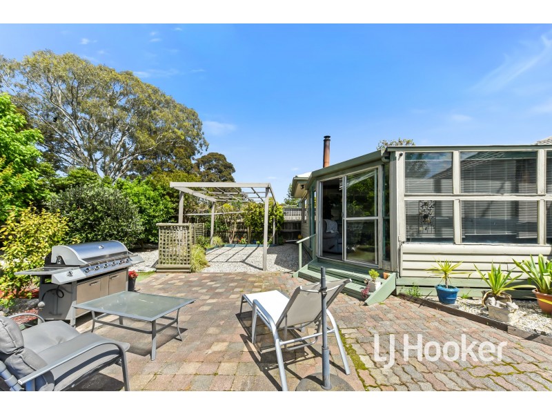 8 Bride Avenue, Hampton Park VIC 3976