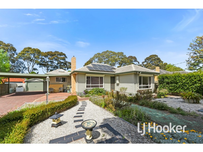8 Bride Avenue, Hampton Park VIC 3976