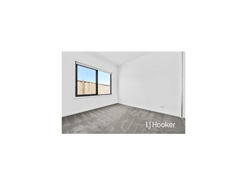 33 Bona Vista Rise, Clyde VIC 3978