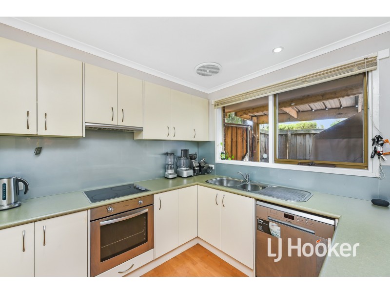 175 Endeavour Drive, Cranbourne North VIC 3977